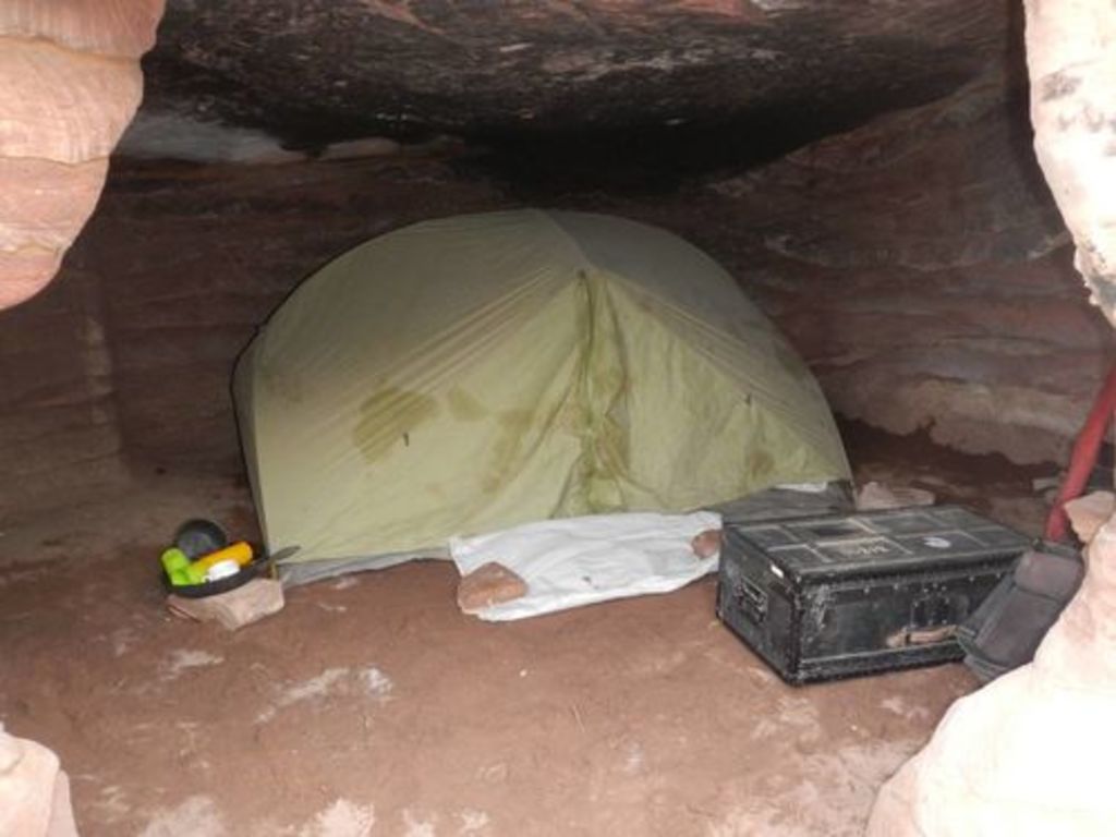 Fig. 7: Two-person-anti-snow-anti-rain-anti-coldth-anti-warmth tent, professionally installed in the cave