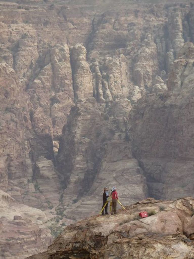 Fig. 27: Laura Weis (left) and Jana Falkenberg (right) taking measurements with the total station in the middle of a truly impressive surrounding