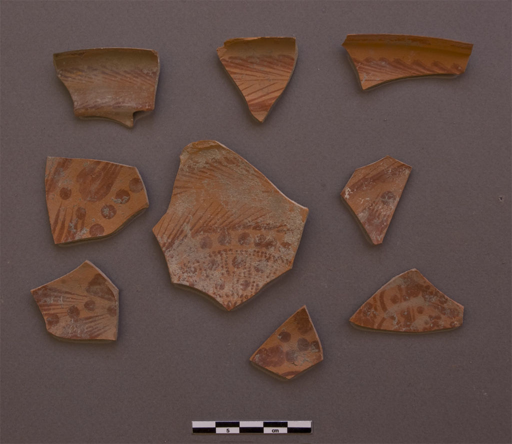 Fig. 20: Nabataean painted fine ware from sounding S 1 (photo: L. Gorgerat)