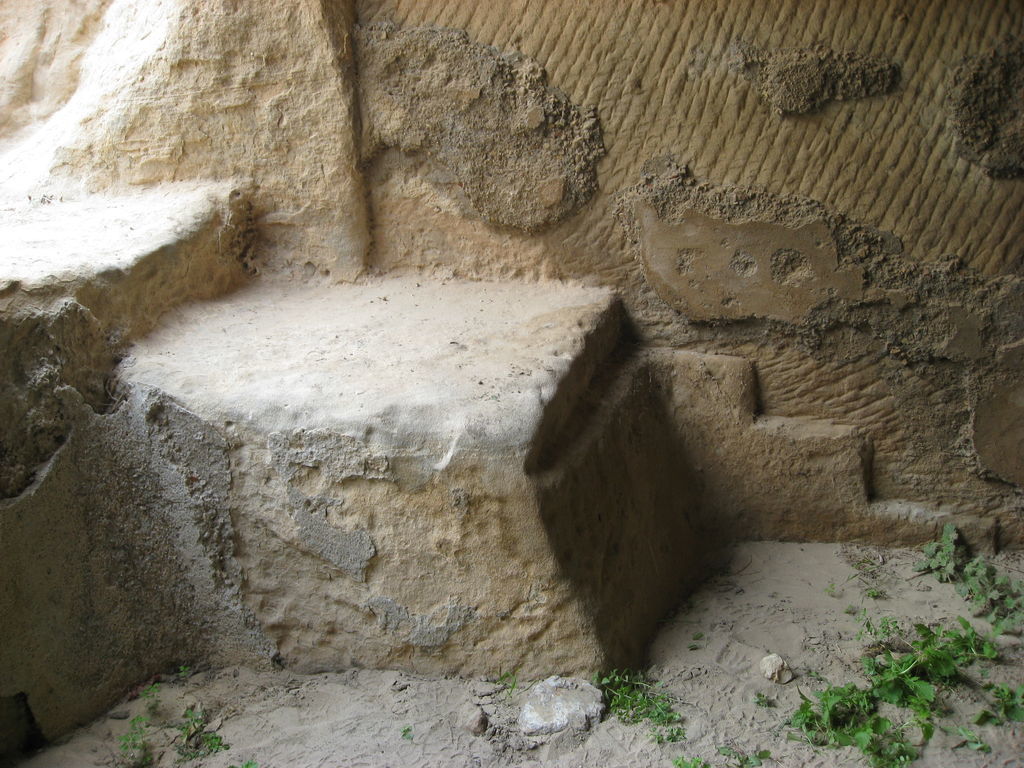 Fig. 28: BD 26. Remains of the steps leading into the reservoir (photo: R. Wenning)