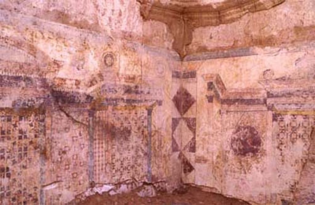 Fig. 8: EZ IV. Sounding 1. wall paintings on walls A and C (room 1) (photo: D. Keller)