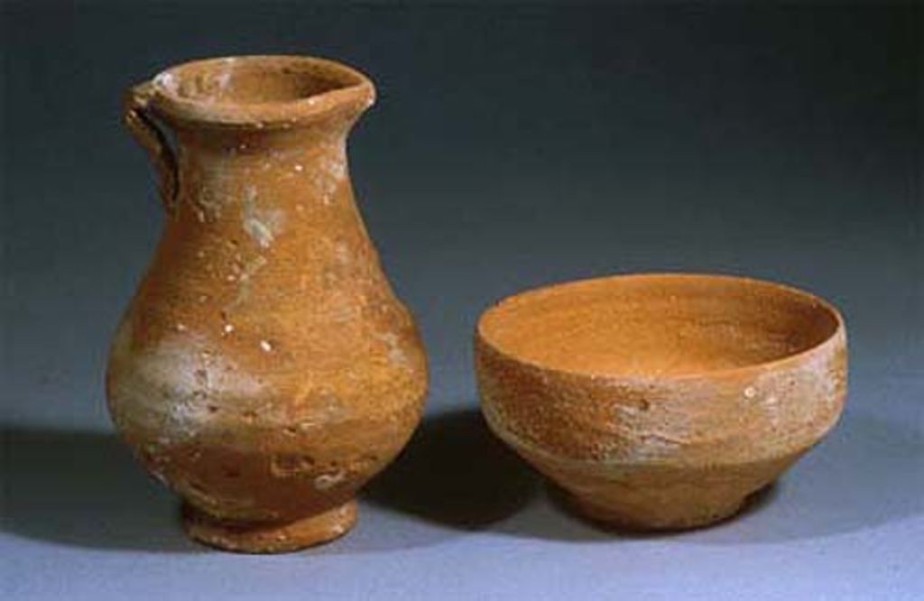 Fig. 15: EZ IV. Room 15. Plane Nabataean fine ware (photo: O. Jäggi)