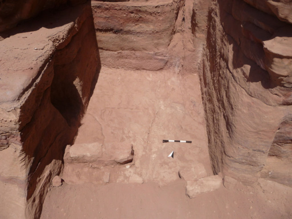 Fig. 15: Trench 2, Sector A, with remains of wall (photo: L. Wadeson)