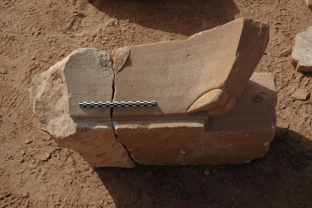 Fig. 18: Nabataean horned pilaster capital from ST 26 (photo: S. G. Schmid)