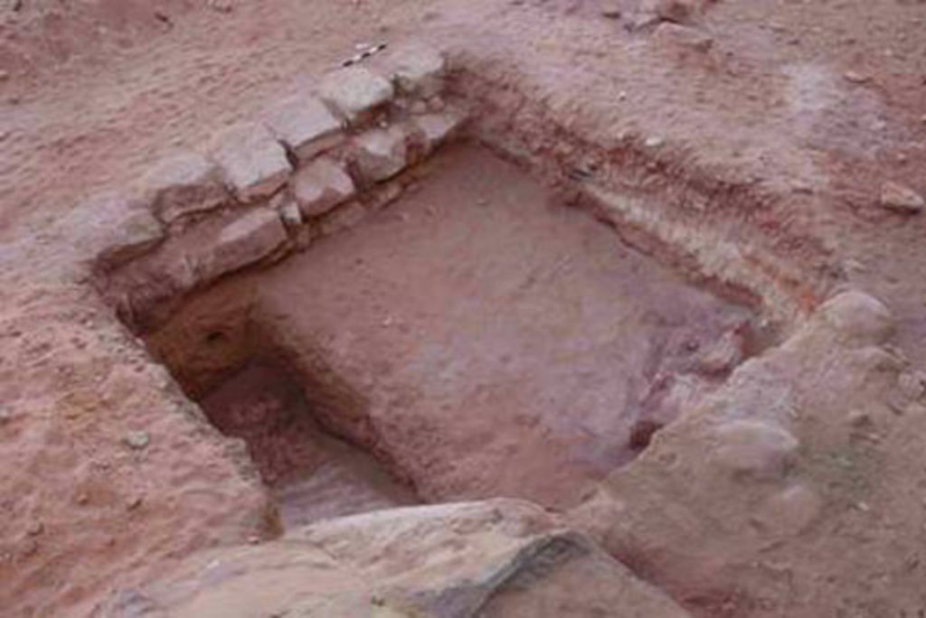 Fig. 19: Trench in front of the Renaissance Tomb (photo: S. G. Schmid)