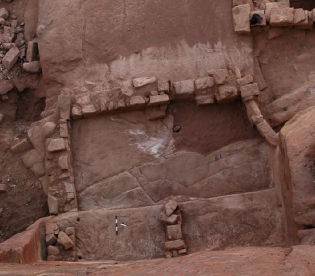 Fig. 3: Medieval room on rocky outcrop in NE corner of the complex (photo: S. G. Schmid)