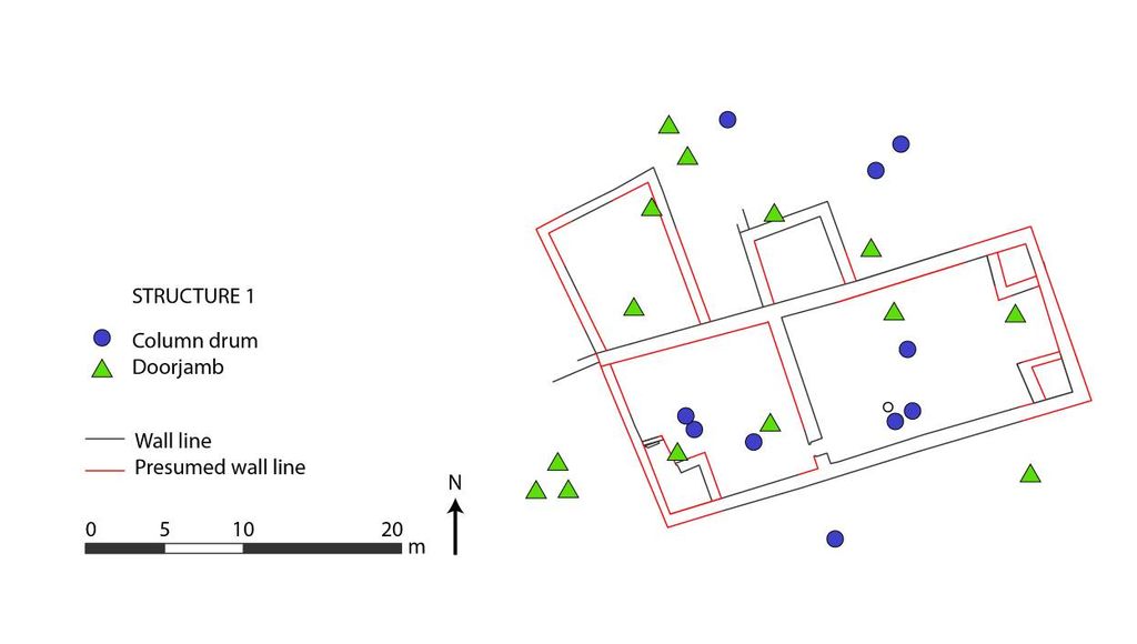 Fig. 7: Distribution map of column drums and door-jambs related to Structure 1 (plan: M. Holappa)