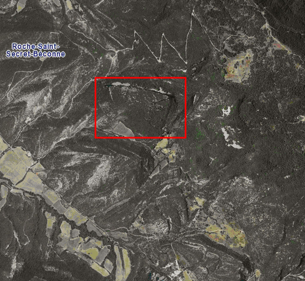 Fig. 1: Situation du Rocher des Aures (carte: Google Earth, modifications: S. G. Schmid)