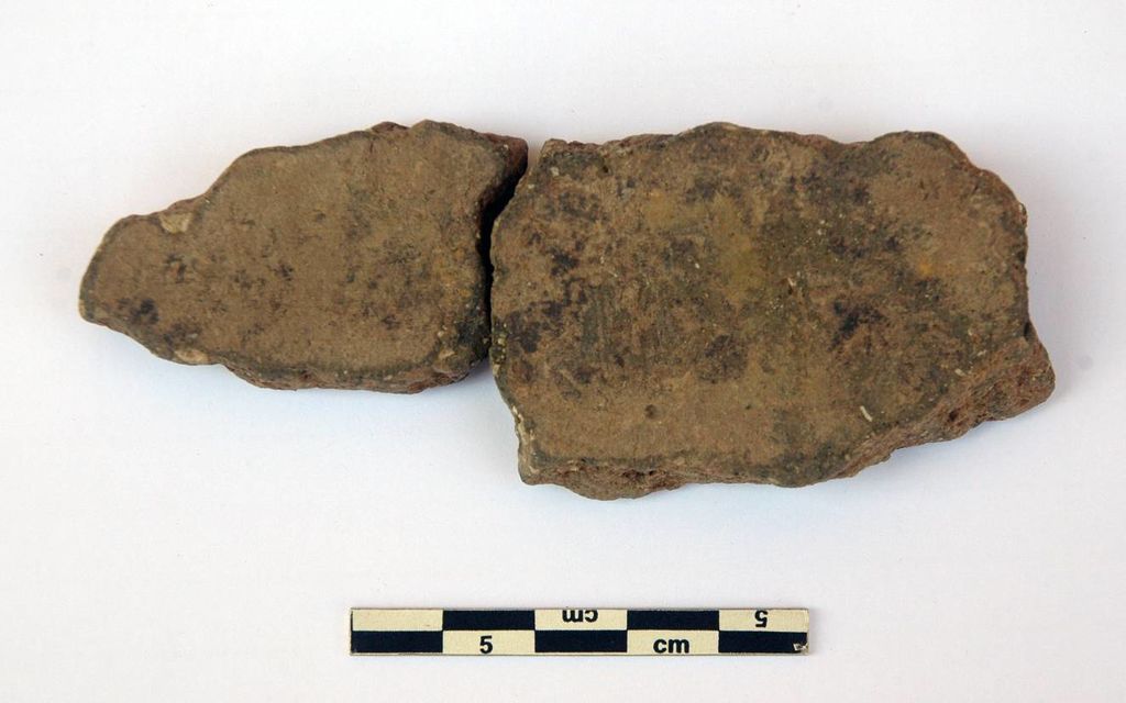 Fig. 21: Fragments de céramiques non-tournées (photo: S. G. Schmid)