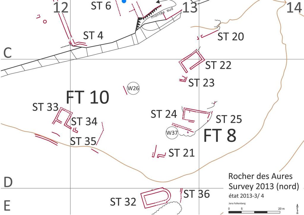 Fig. 03 : Plan des structures recensées au pied sud du sommet en 2013 (plan : J. Falkenberg)