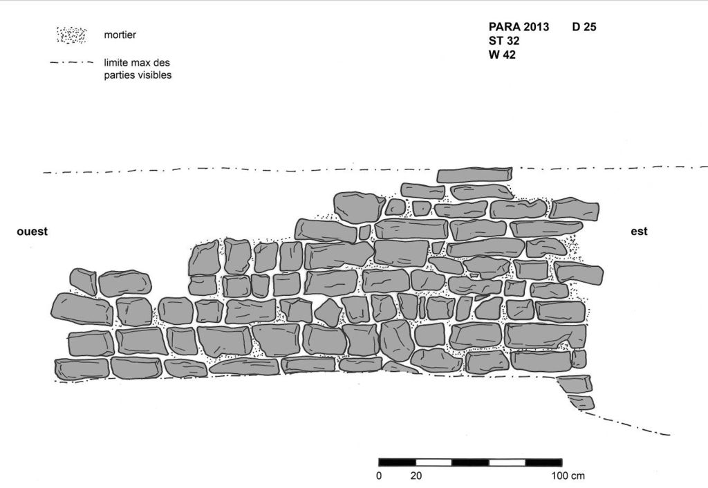 Fig. 23 : Petite chapelle (ST 32), dessin du mur W 42, vue S (dessin : I. Özsen, S. G. Schmid)