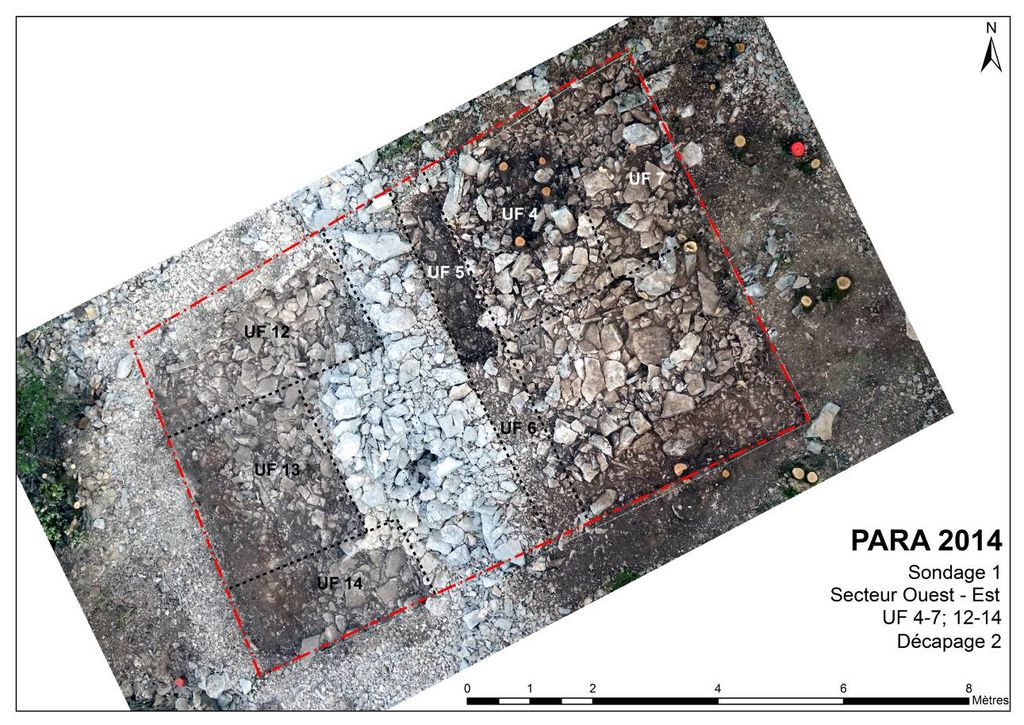 Fig. 8 : Vue aérienne (quadrocoptre) du sondage 1 avec répartition des UF 4–7. 12–14 (photo : S. G. Schmid / W. Kennedy)