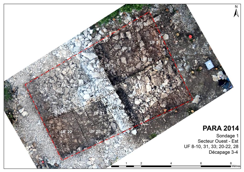 Fig. 9 : Vue aérienne (quadrocoptre) du sondage 1 avec répartition des UF 8. 9. 20–22 (Schmid / W. Kennedy)