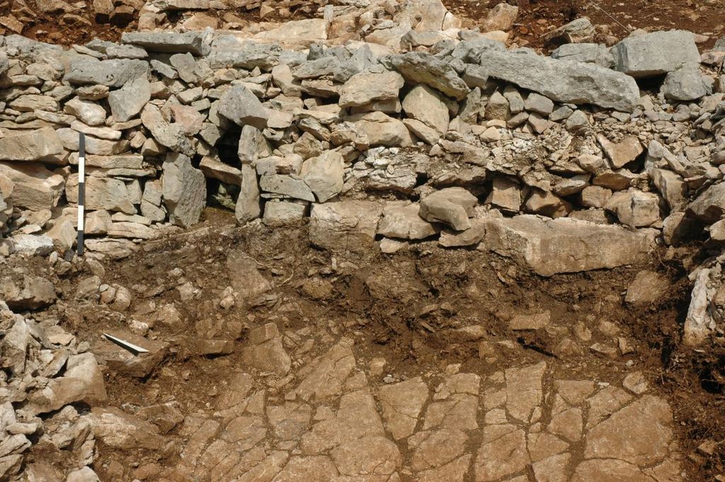 Fig. 13 : Vue du côté extérieur du mur 1 (photo : S. G. Schmid)